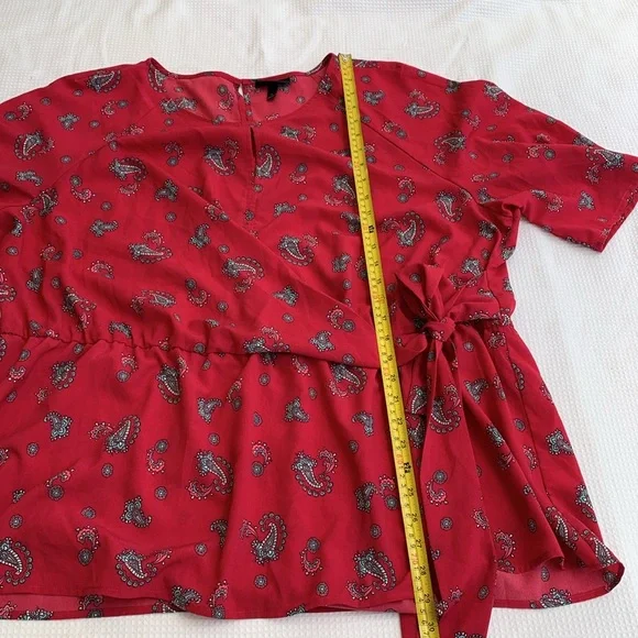 Lane Bryant soft paisley top/blouse short sleeves size 24 - Picture 11 of 13